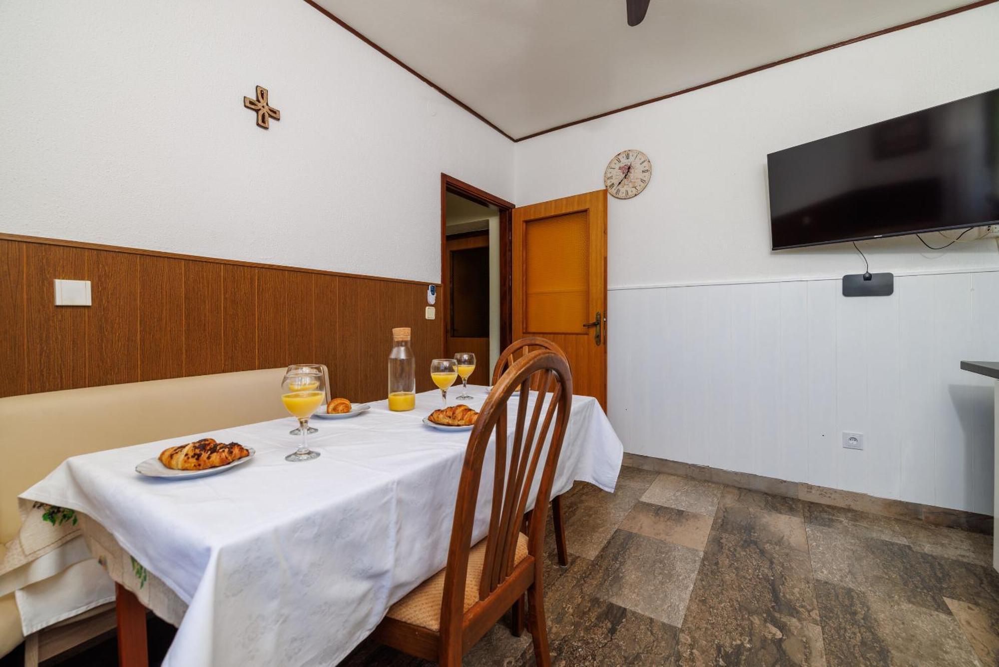 Apartment Petar Poljice Eksteriør billede