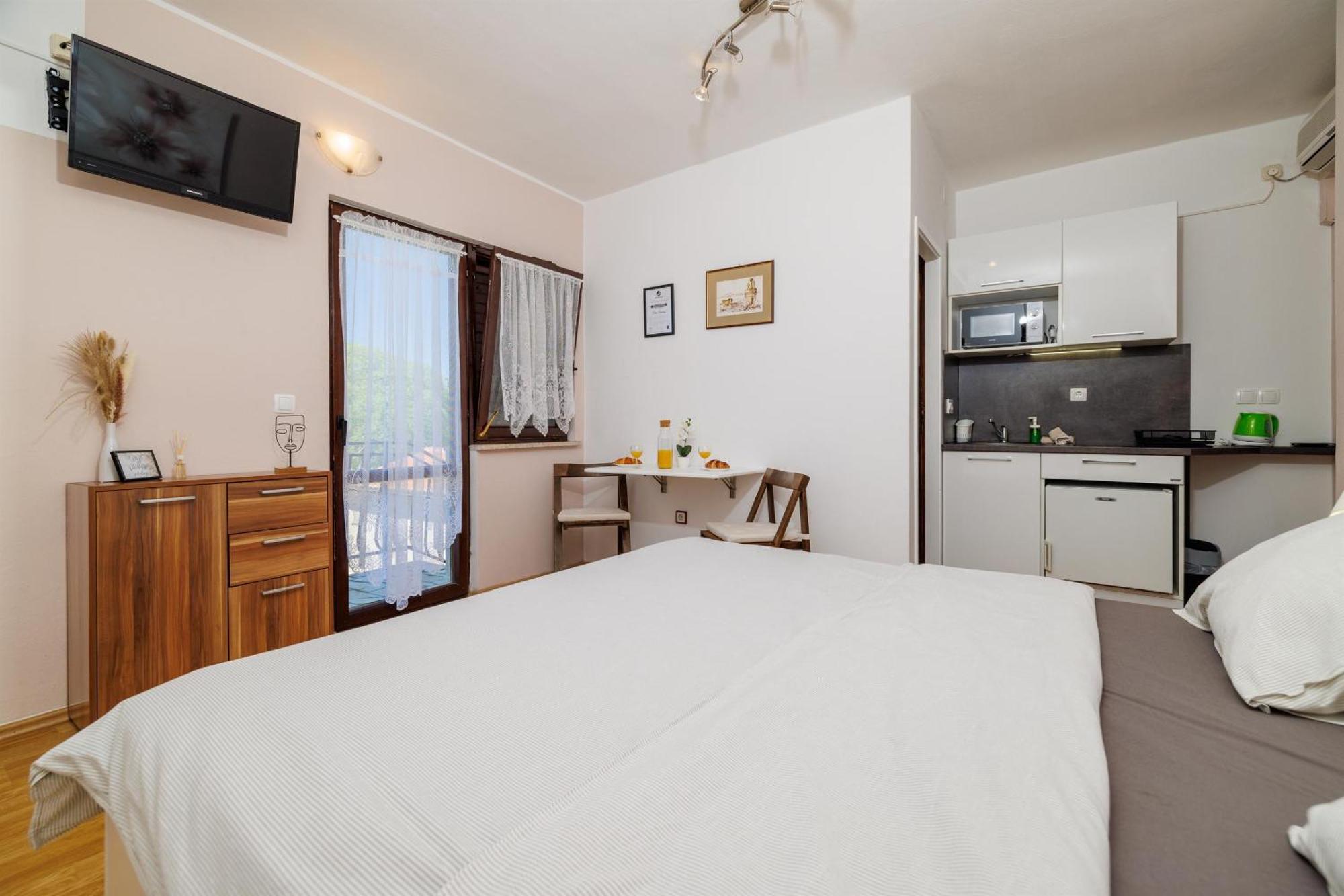 Apartment Petar Poljice Eksteriør billede